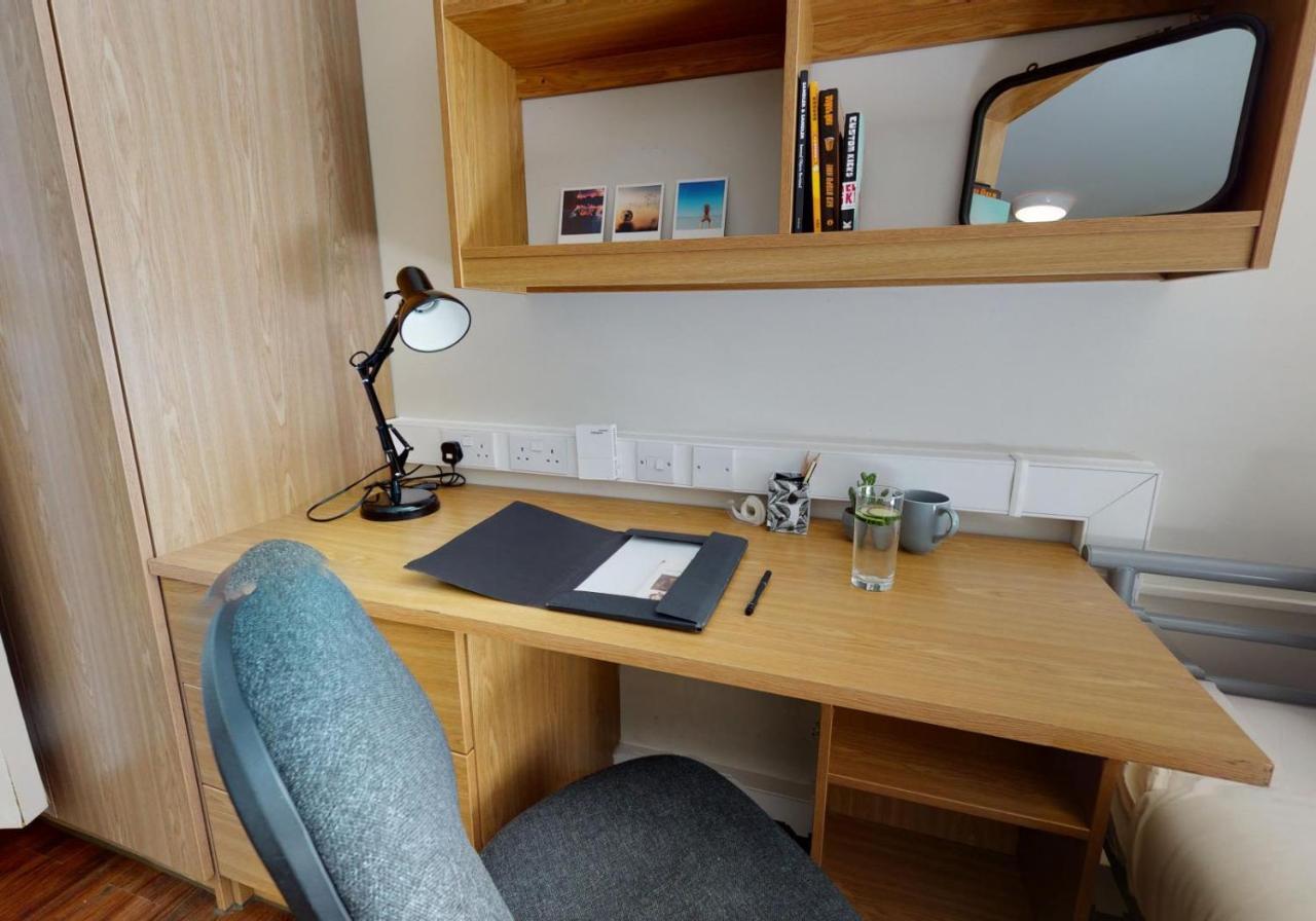 Private Bedrooms With Shared Kitchen And Studios At Iq Tufnell House In ลอนดอน ภายนอก รูปภาพ